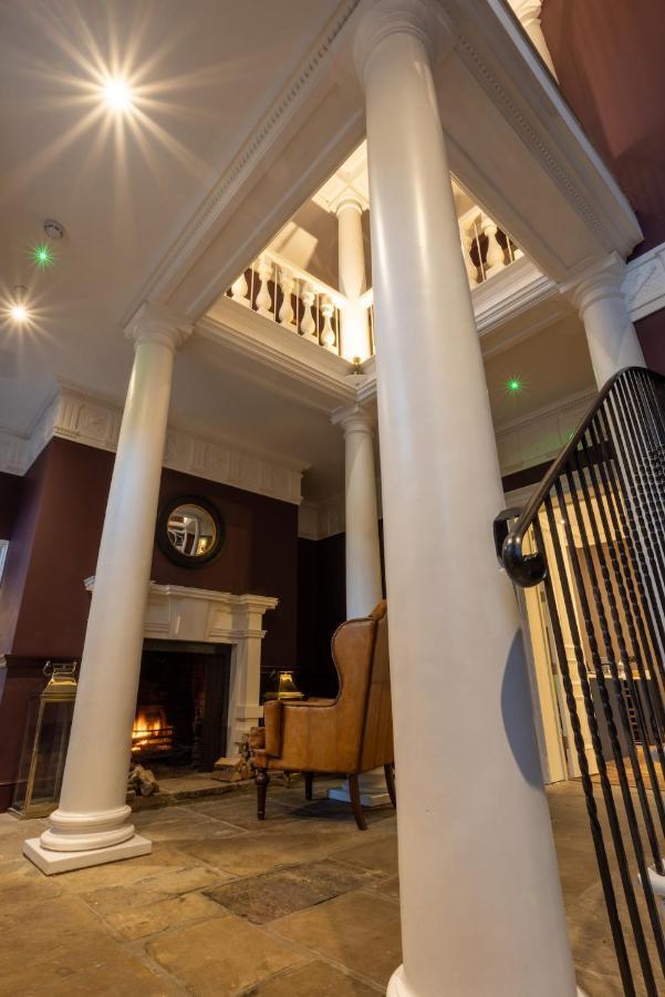 Eastwood Observatory: 12 Bedrooms, Swimming Pool And Tennis Court ヘイルシャム エクステリア 写真